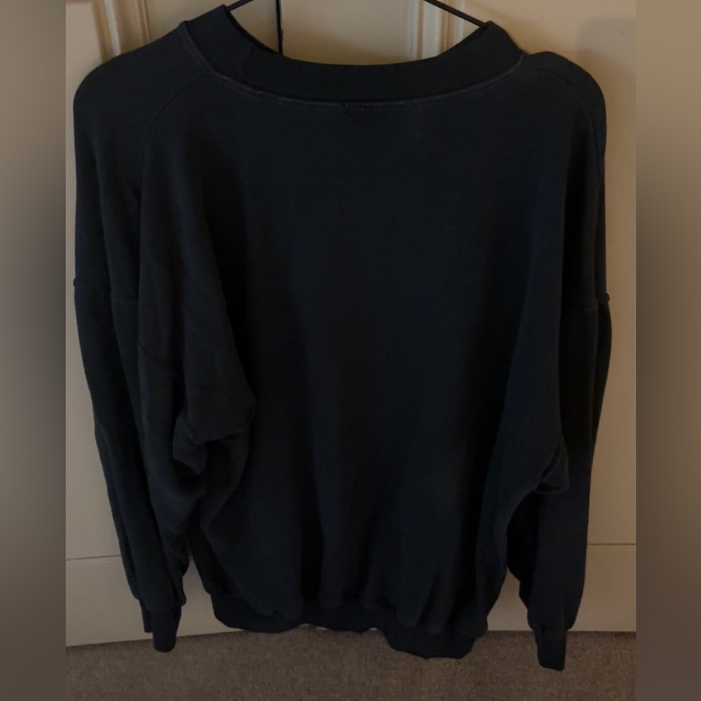 Frankfurt Hard rock crewneck, XL, fits like medium - Picture 2 of 3